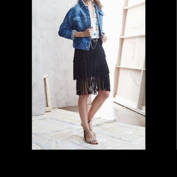 LA MARQUE Collection Black 165 Frida Fringe Skirt Size 8 - Picture 2 of 7